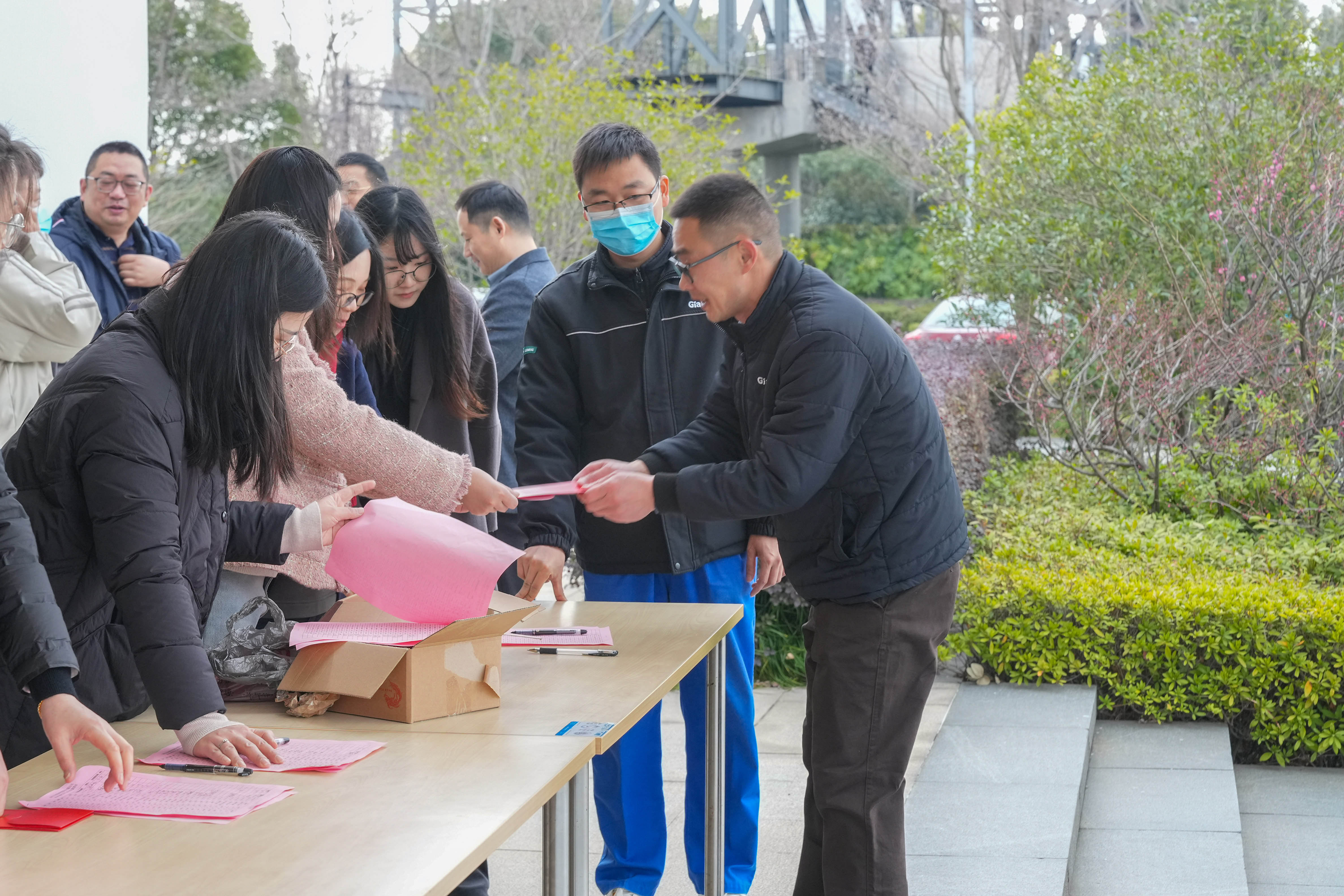 祥龍騰飛迎開工 春到巨人工業園